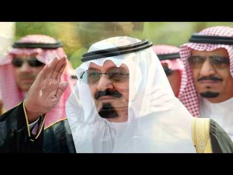 خادم الحرمين الملك عبد الله يقف لرجل من العامة