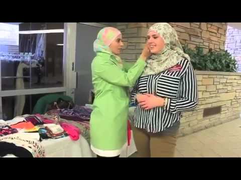 أجنبيّات غير مسلمات يلبسن الحجاب للمرة الأولى
