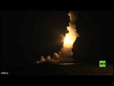 إطلاق 4 صواريخ باليستية من طراز بولافا من غواصة نووية روسية