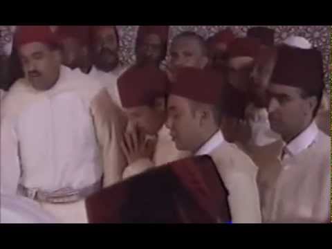 بالفيديو الملك محمد السادس يبكي للمرة الأولى