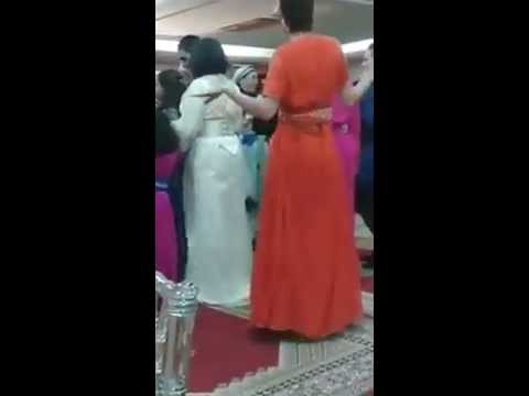 شاهد كاورية ترقص في عرس مغربي